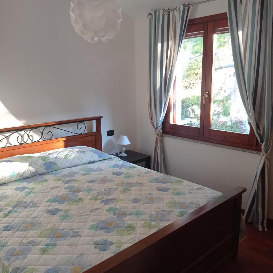 Margherita Holiday House Porto Pino Exterior photo