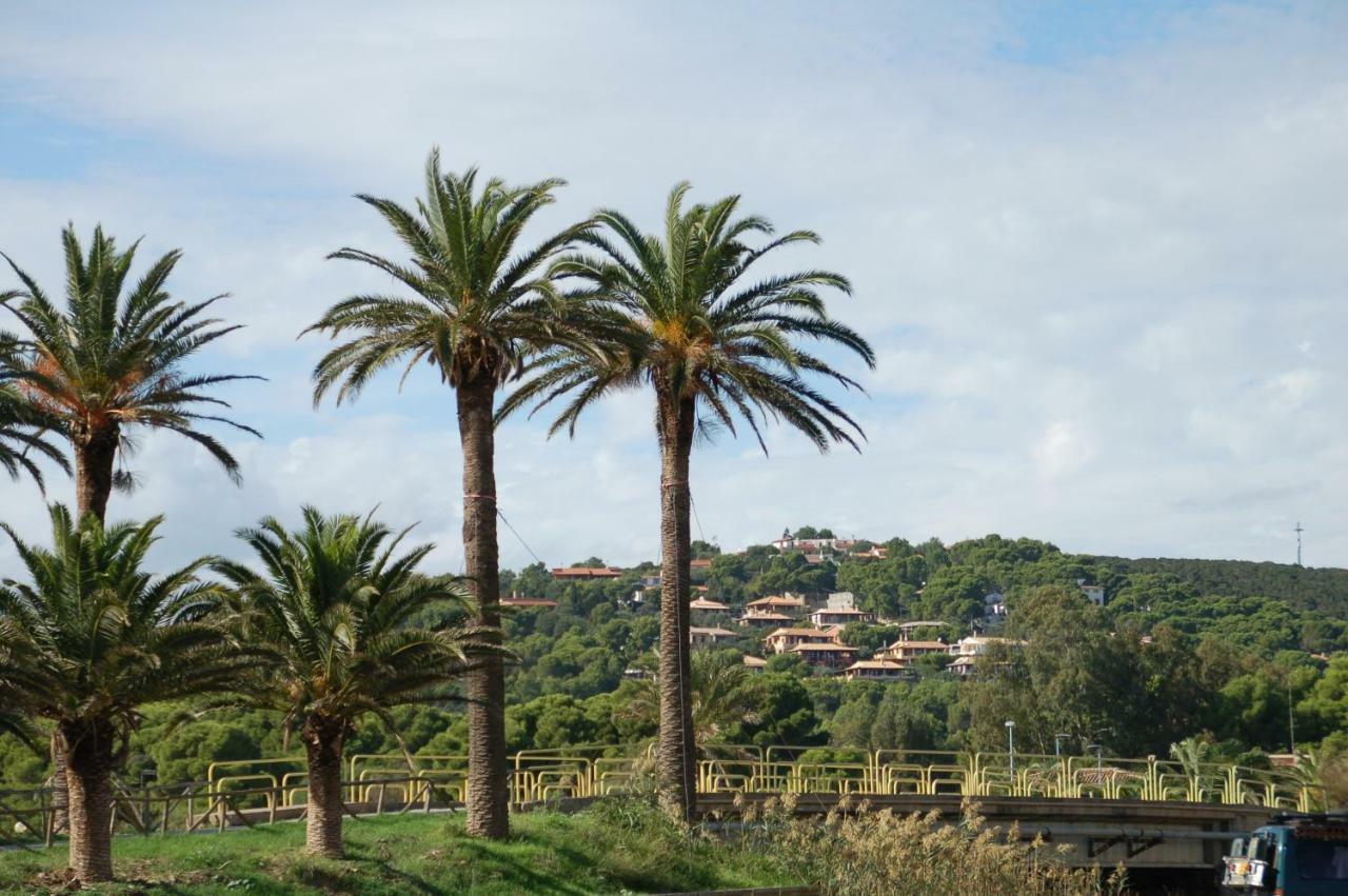 Margherita Holiday House Porto Pino Exterior photo
